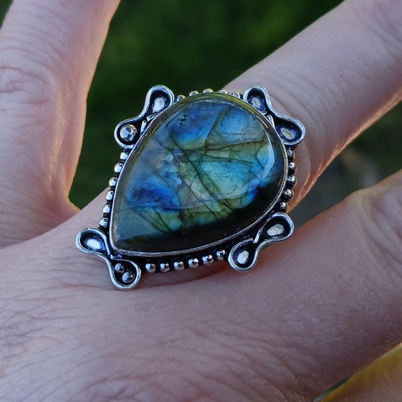 ***Sale*** New Labradorite 925 Silver Ring. - Picture 10 of 14